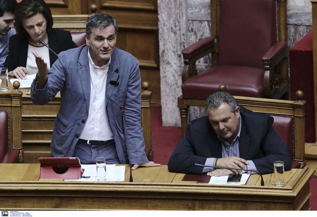 ΑΝΕΛ μετά την ενημέρωση Τσακαλώτου-Αχτσιόγλου: «Κλείσαμε» – €5.900 το αφορολόγητο, στο 5% οι ομαδικές απολύσεις χωρίς όριο