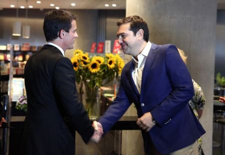 Tsipras and Valls sign road map for Greek-French strategic relations