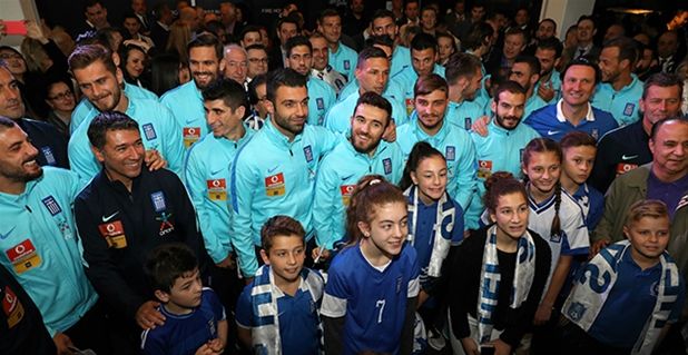 Τιμήθηκε από τους ομογενείς της Μελβούρνης η Εθνική ομάδα