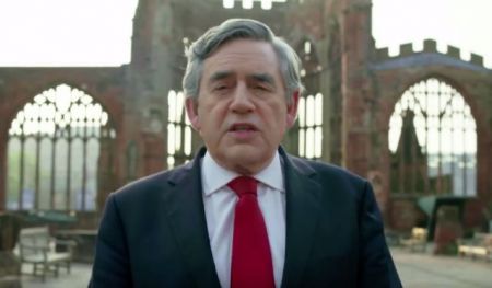 Γκόρντον Μπράουν: Πρέπει να ηγηθούμε στην ΕΕ, όχι να φύγουμε