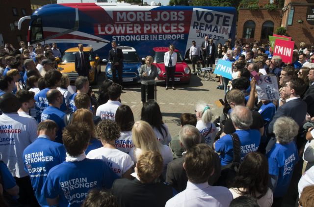 Ο «πυρετός του Brexit» πιέζει τις αγορές και τις οικονομίες