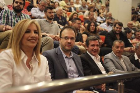 Η κρίση στην Κεντροαριστερά γεννά κόμματα