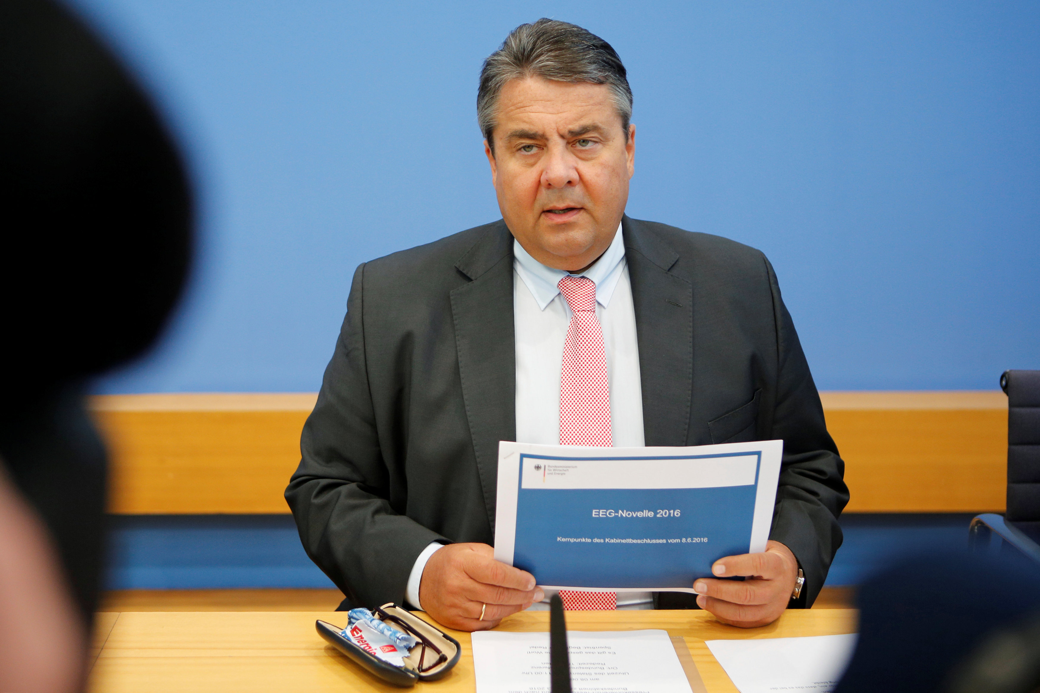 Σίγκμαρ Γκάμπριελ: Το «κούρεμα» παραμένει ανοικτό θέμα