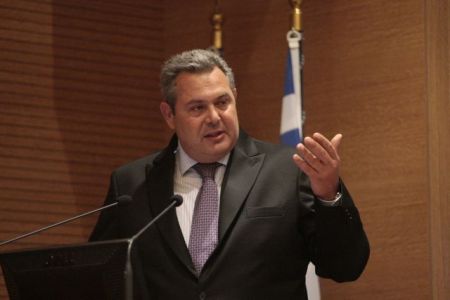 Kammenos makes proposal for giving driver’s license to 17-year-olds
