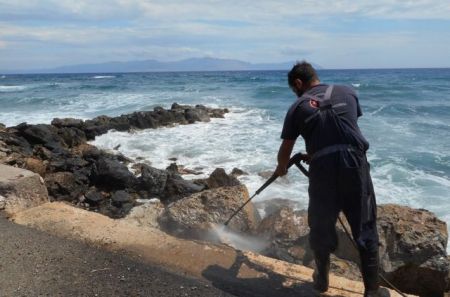 Καθαρές παραλίες και πάλι στα Κύθηρα