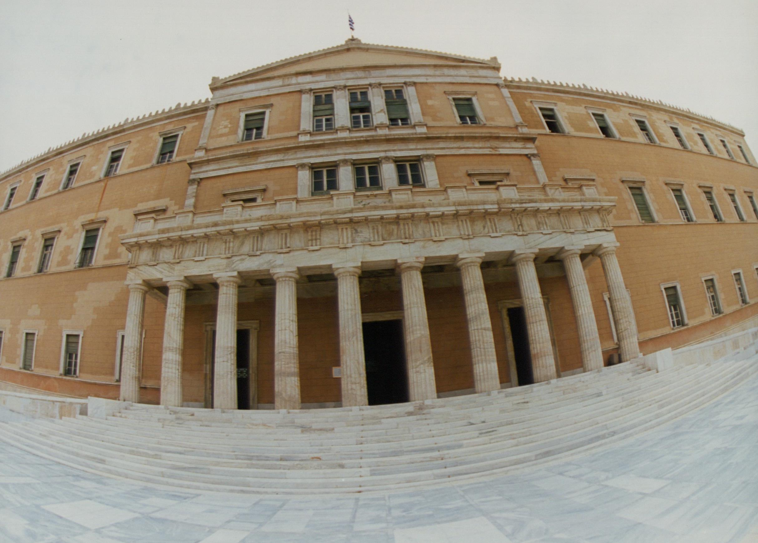 Government hints at referendum for Constitution and electoral law