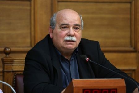 Βούτσης: Μόνο μέσα από τη Βουλή η συνταγματική αναθεώρηση