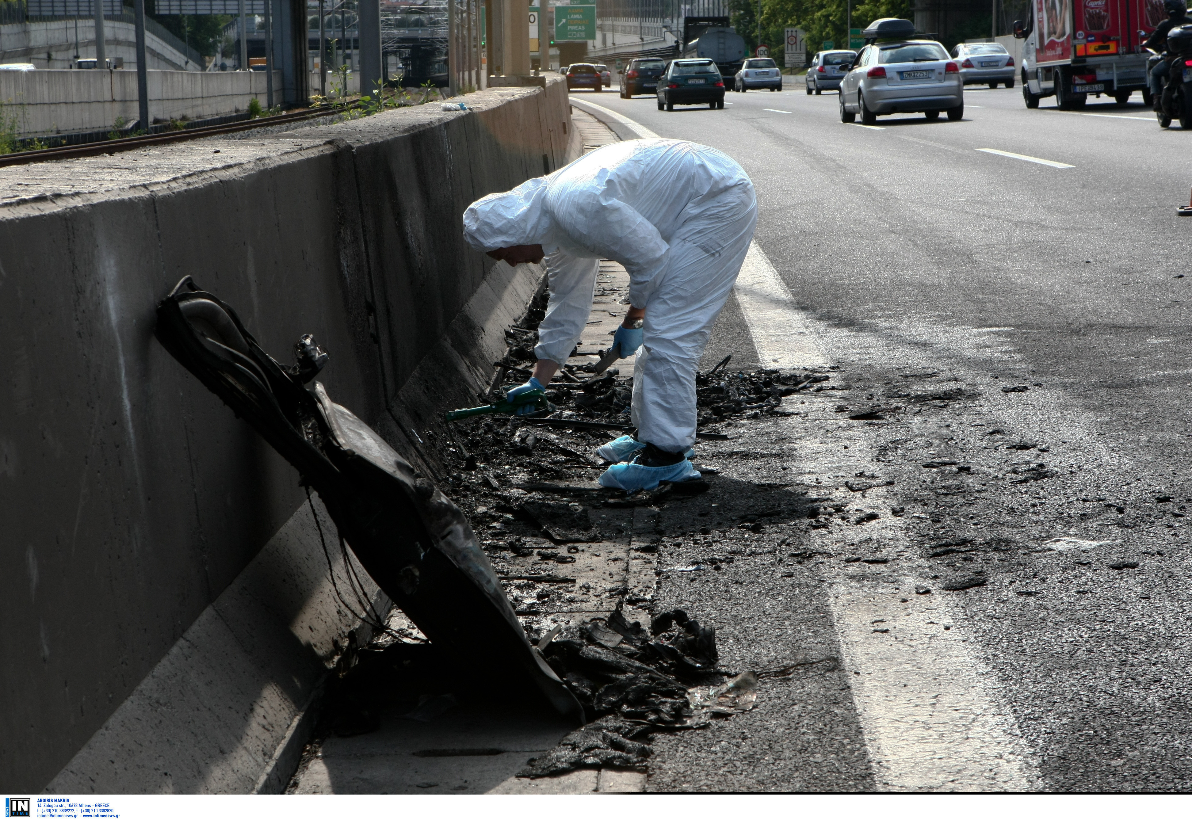 Αυτοψία στο σημείο που κάηκε ο Π. Μαυρίκος
