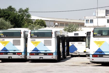 «Εισβολή» στο αμαξοστάσιο της ΟΣΥ για ελεύθερες μετακινήσεις