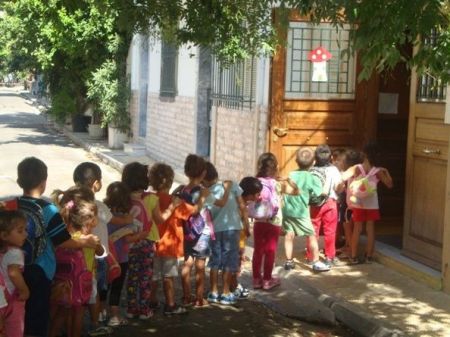 Μαζί για το Παιδί: Στηρίζει την εκπαίδευση άπορων παιδιών