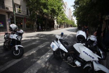 Σε εξέλιξη επιχείρηση της ΕΛ.ΑΣ στο κέντρο της Αθήνας για ναρκωτικά