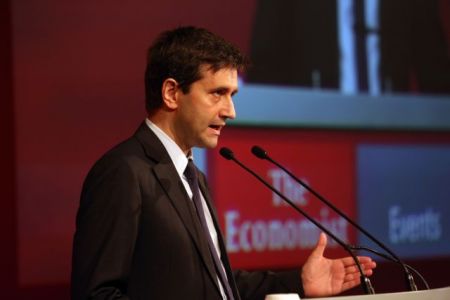 Συνάντηση Χουλιαράκη με ενώσεις δικαστικών για τα μισθολογικά τους