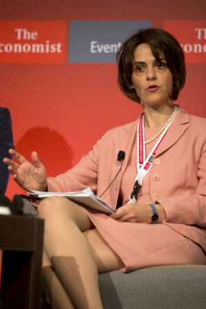 Φεύγει η Βελκουλέσκου από την Ελλάδα – Ποιος την αντικαθιστά