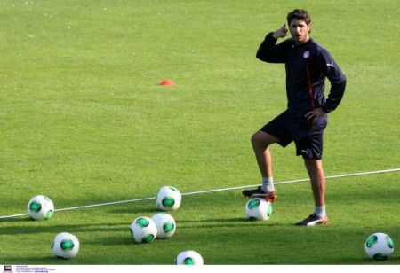 Ολυμπιακός: Αποχαιρέτησε ο Σίλβα – Δουλειά και καρδιά ζήτησε ο Σάντσεθ