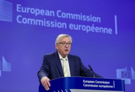 Γιούνκερ: «Τώρα» η διαπραγμάτευση για το διαζύγιο Βρετανίας – ΕΕ
