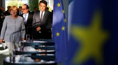 Μέρκελ-Ολάντ-Ρέντσι: Καμία συζήτηση για Brexit πριν την ενεργοποίηση του Άρθρου 50