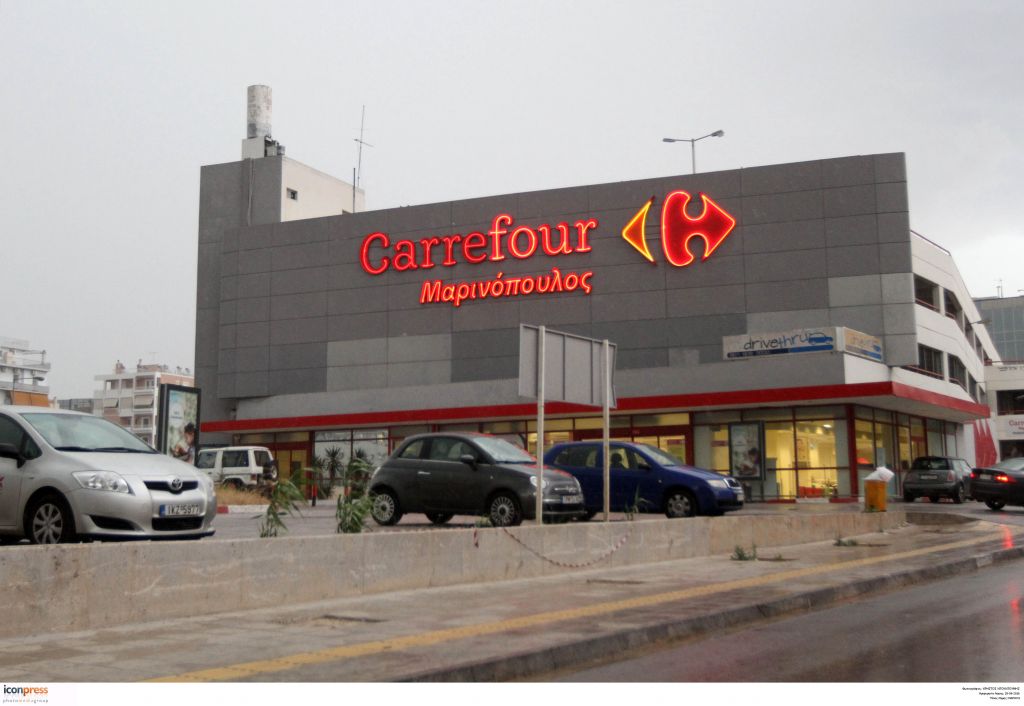 Επεσαν οι υπογραφές στη συμφωνία Μαρινόπουλου – Σκλαβενίτη