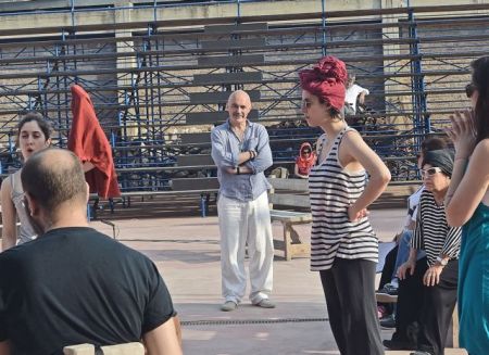 Στάθης Λιβαθινός: «Δεν θα γίνουμε εμπορικοί για να έρθει το πόπολο»