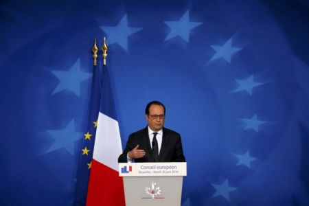 Ολάντ: Καμία χάρη στη Βρετανία, η σχέση με την Ε.Ε. «δεν είναι α λα καρτ»