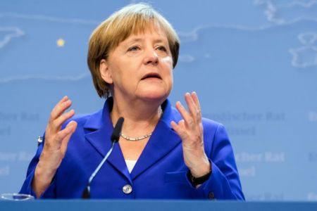 Μετά το σοκ του Brexit, η Μέρκελ ζητεί «καλύτερη ευρωπαϊκή πολιτική»
