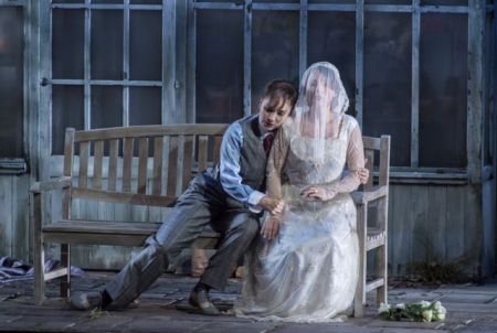 Brexit, πρόσφυγες και ISIS επί… σκηνής!