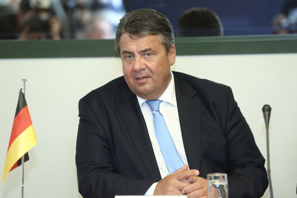 Διπλή υπηκοότητα για τους Βρετανούς στην ΕΕ προτείνει ο Γκάμπριελ