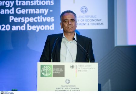 Σκουρλέτης: Το πλαίσιο στήριξης των ΑΠΕ θα ωφελεί τη μακροβιότητα των επενδύσεων