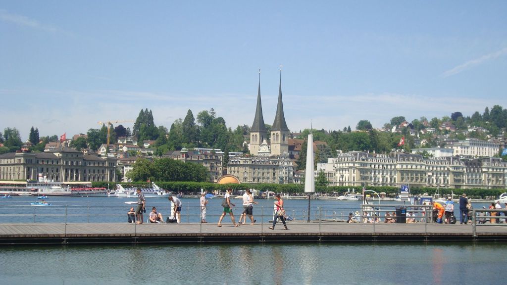 Το in.gr σάς ταξιδεύει την Κυριακή στην Ελβετία!