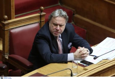 Κατρούγκαλος: Καμία περικοπή για το 80% των συνταξιούχων τον Σεπτέμβριο