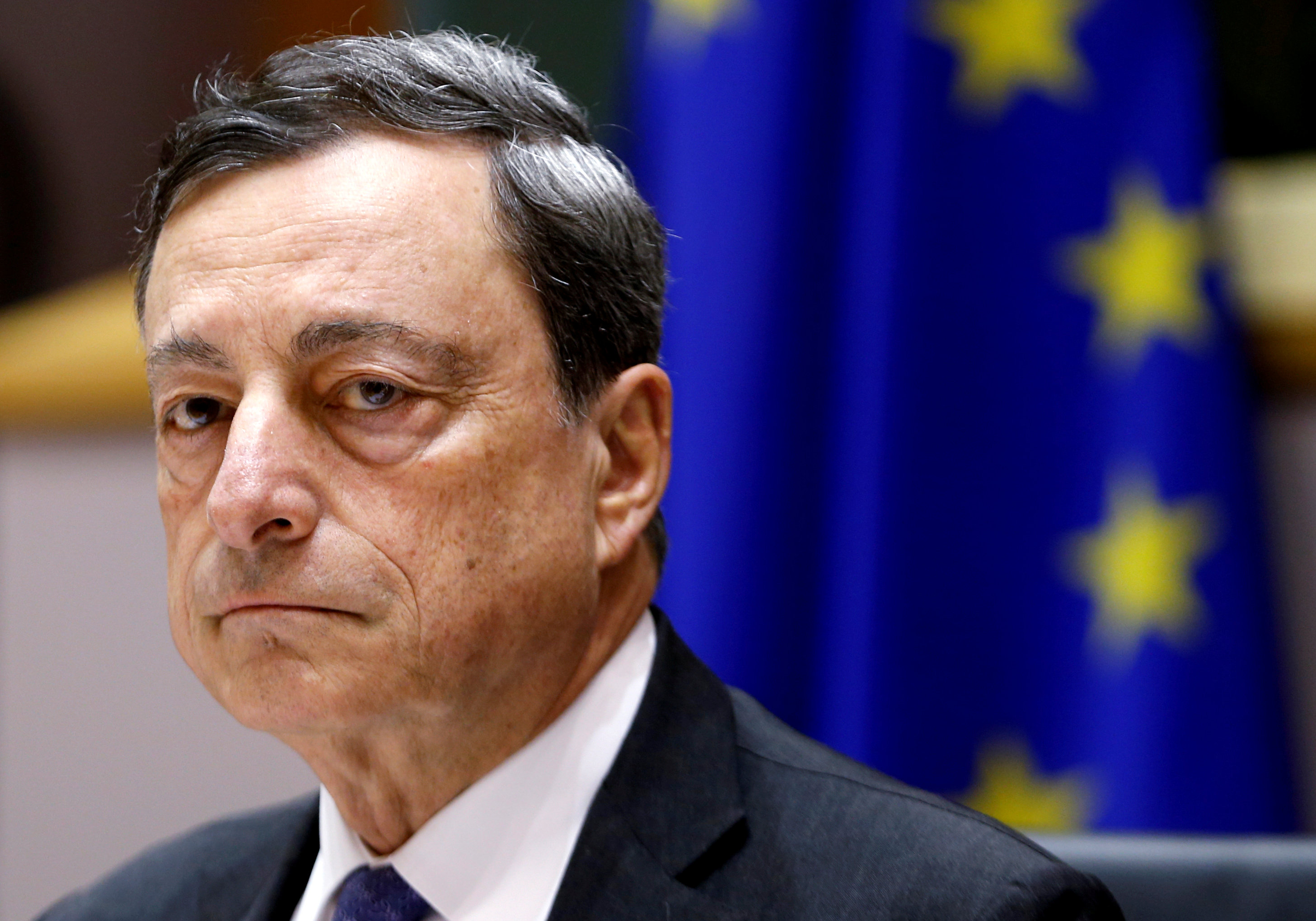 Ο Ντράγκι καθησυχάζει τη γερμανική Βουλή, «δώστε χρόνο στα μέτρα της ΕΚΤ»