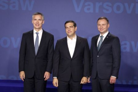 Τσίπρας προς Στόλτενμπεργκ: Πιστή τήρηση της γραμμής Βουκουρεστίου