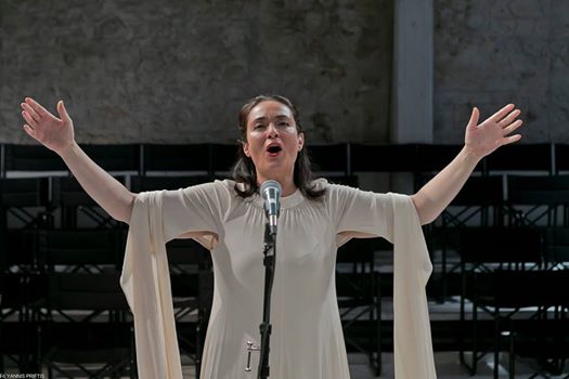 Η Ελένη Ουζουνίδου «Αυτοπροσώπως» στον Νίκο Θρασυβούλου