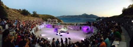 «Λίφτινγκ» στο αρχαίο θέατρο Μήλου