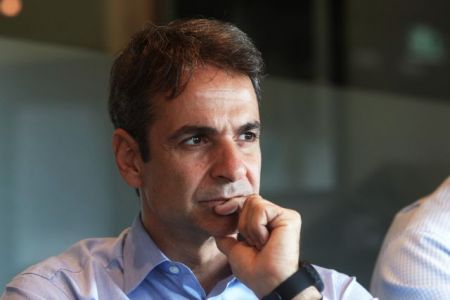 Ετοιμάζεται για θερμό φθινόπωρο ο Μητσοτάκης