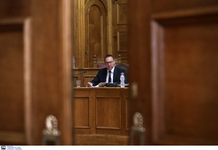 Γ. Στουρνάρας: Προτάσεις για ελεγχόμενη χαλάρωση των capital controls – «Δεν προβλέπω κόφτη», δήλωσε