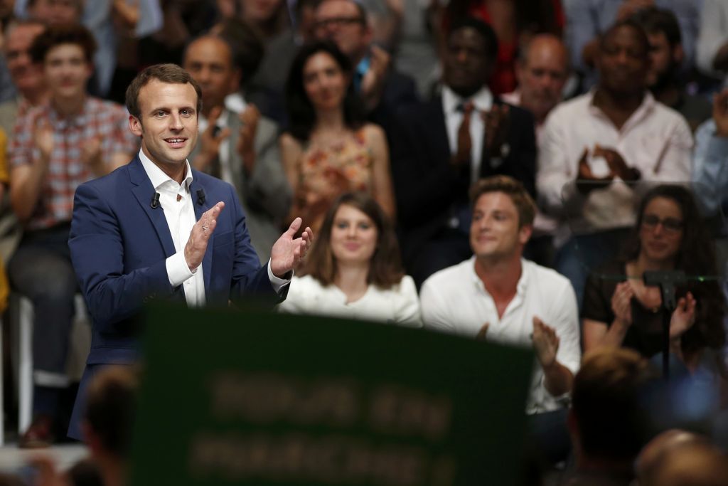 Γαλλία: Οι ηττημένοι του πρώτου γύρου στηρίζουν Μακρόν