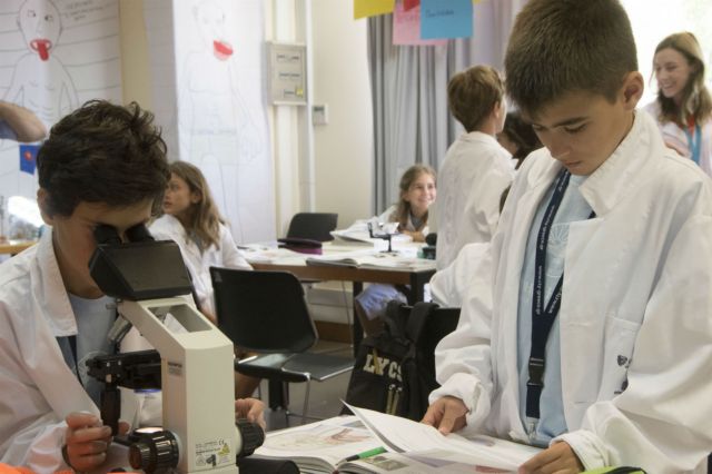 Μικροί «εγκέφαλοι» εν δράσει σε πρόγραμμα για Χαρισματικά Παιδιά