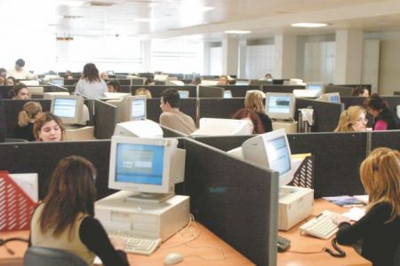 Στο ΦΕΚ η αναγνώριση προϋπηρεσίας δημοσίων υπαλλήλων στον ιδιωτικό τομέα