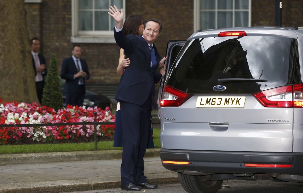 Βρετανία: Παραιτήθηκε ενώπιον της Ελισάβετ ο Κάμερον