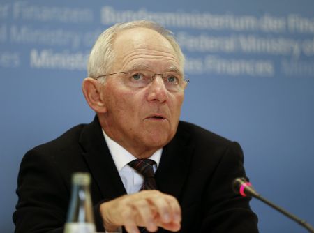 Σόιμπλε: Η μάχη κατά της φοροδιαφυγής των πολυεθνικών συνεχίζεται