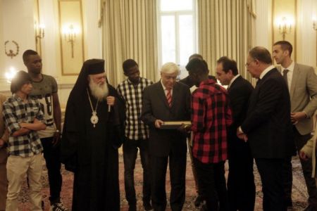 Παυλόπουλος: Η Εκκλησία διατήρησε την κοινωνική συνοχή της χώρας