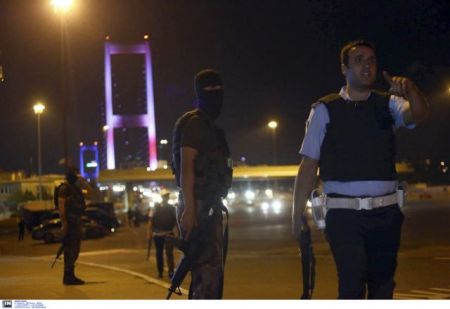 Τουρκία: Οι αρχές κρατούν ανιψιό του Γκιουλέν