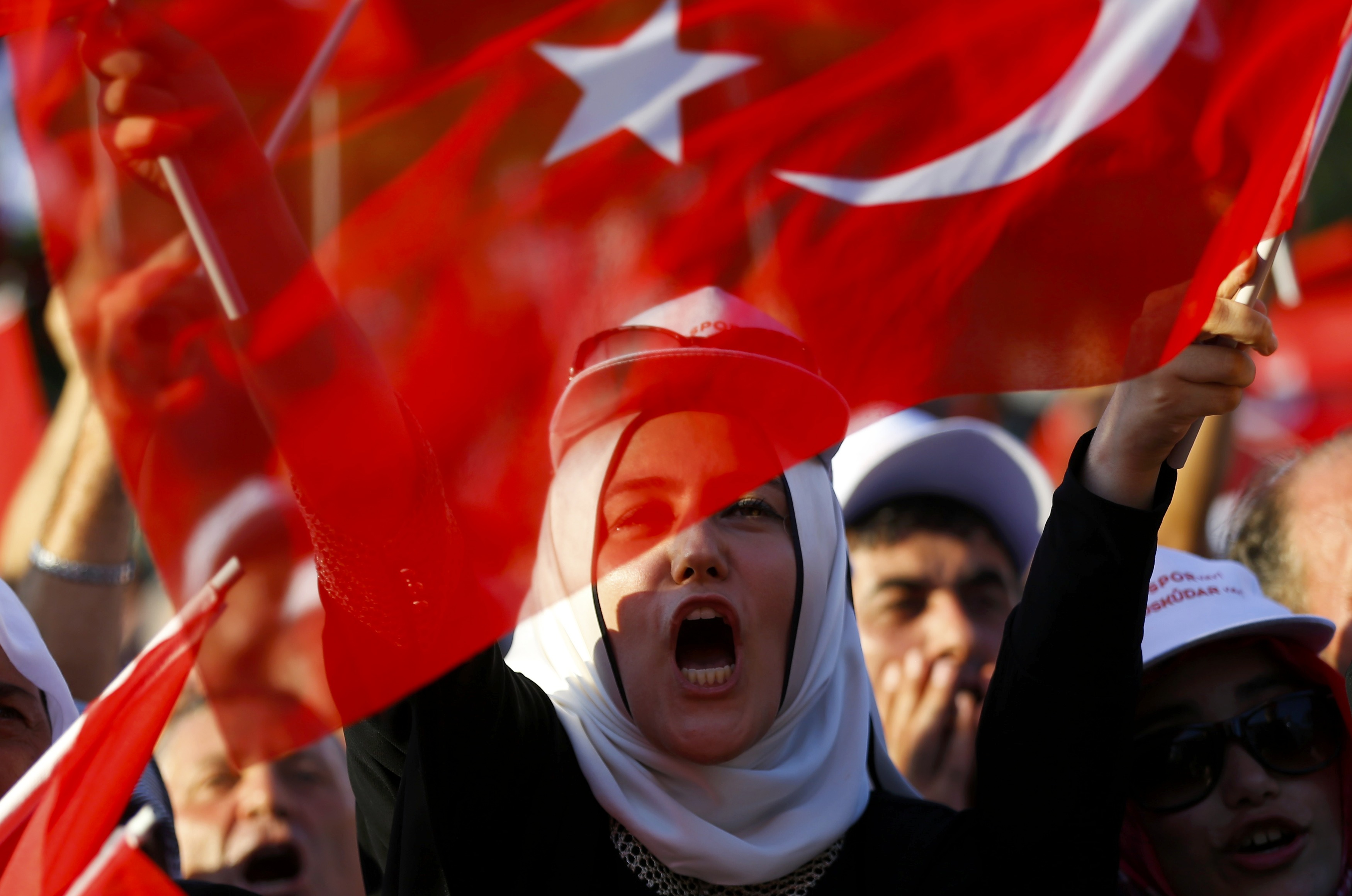 Τουρκία: Διαμορφώνεται κλίμα Εμφυλίου Πολέμου μετά την απόπειρα πραξικοπήματος