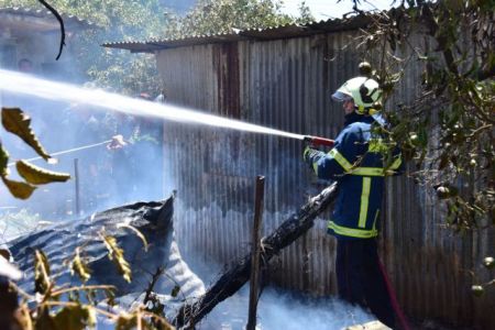 Βόλος: Φωτιά με εκρήξεις σε αγροικία, με σοβαρά εγκαύματα ο ιδιοκτήτης