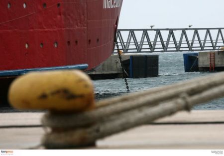 No injuries from boat collision in the port of Kyllini