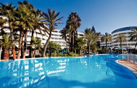 Ο απόπλους των mega yachts