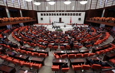 Προς αναθεώρηση Συντάγματος και στην Τουρκία