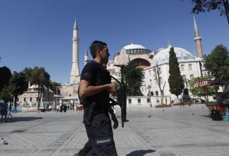 Τουρκία: 216 νέα εντάλματα σύλληψης για το πραξικόπημα