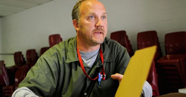 Το «καρφί» της UBS, ο πρώην του ΤΧΣ και οι 1.000 ύποπτοι