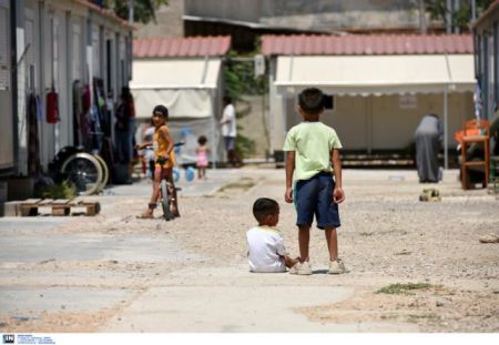 Ανθρωπιστικές οργανώσεις καταγγέλλουν επιδείνωση της ασφάλειας σε κέντρα προσφύγων